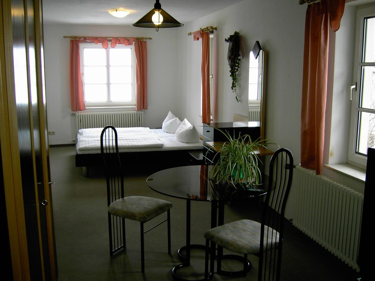 Landhotel Am Fuchsbach Berga  المظهر الخارجي الصورة